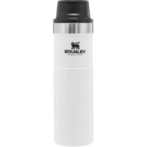 Garrafa Térmica Stanley Classic Trigger-Action Travel Mug 10-06441-065 (590mL) Branco